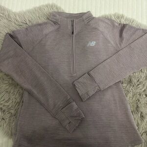 New Balance woman’s running warm Mauve Half-Zip Performance Pullover